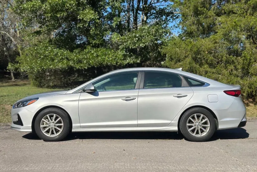 2018 Hyundai Sonata SE Eco photo 1