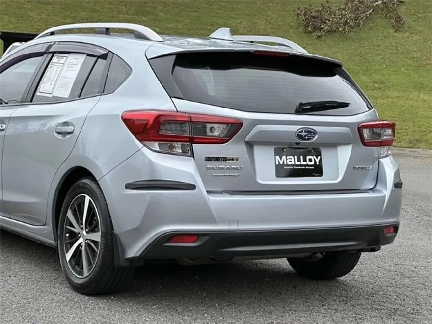 2023 Subaru Impreza Premium photo 1