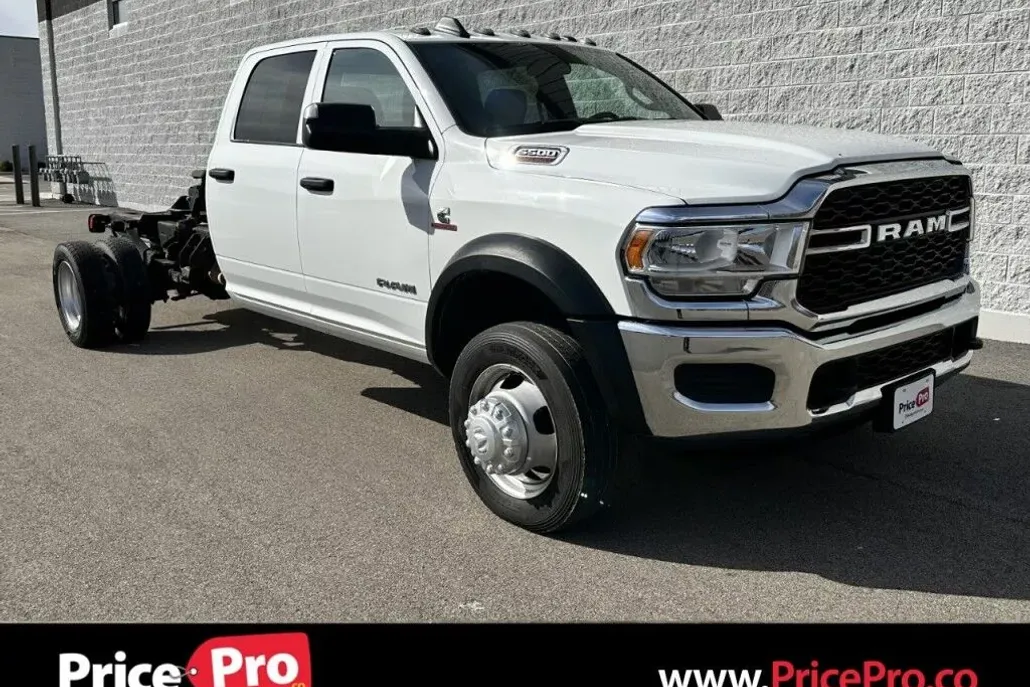 2022 Ram 5500 Tradesman photo 1