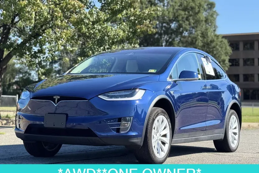 2018 Tesla Model X 75D photo 1