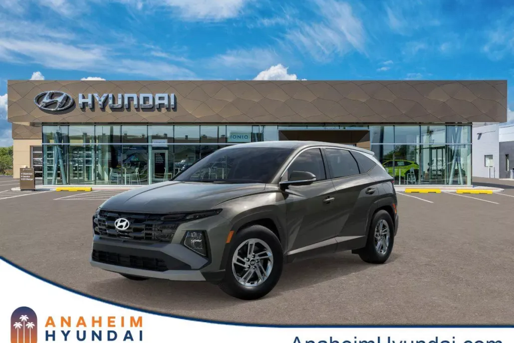 2025 Hyundai Tucson SE photo 1