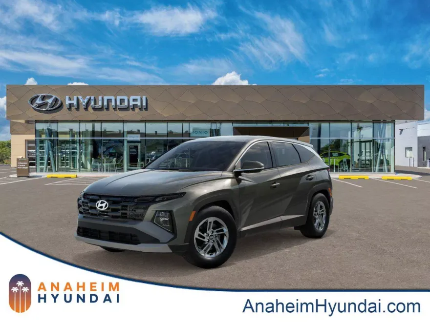 2025 Hyundai Tucson SE photo 1