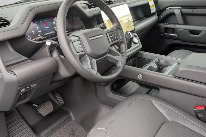 2026 Land Rover Defender 110 S photo 1