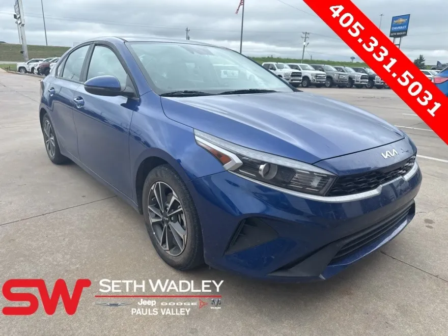 2024 Kia Forte LXS photo 1