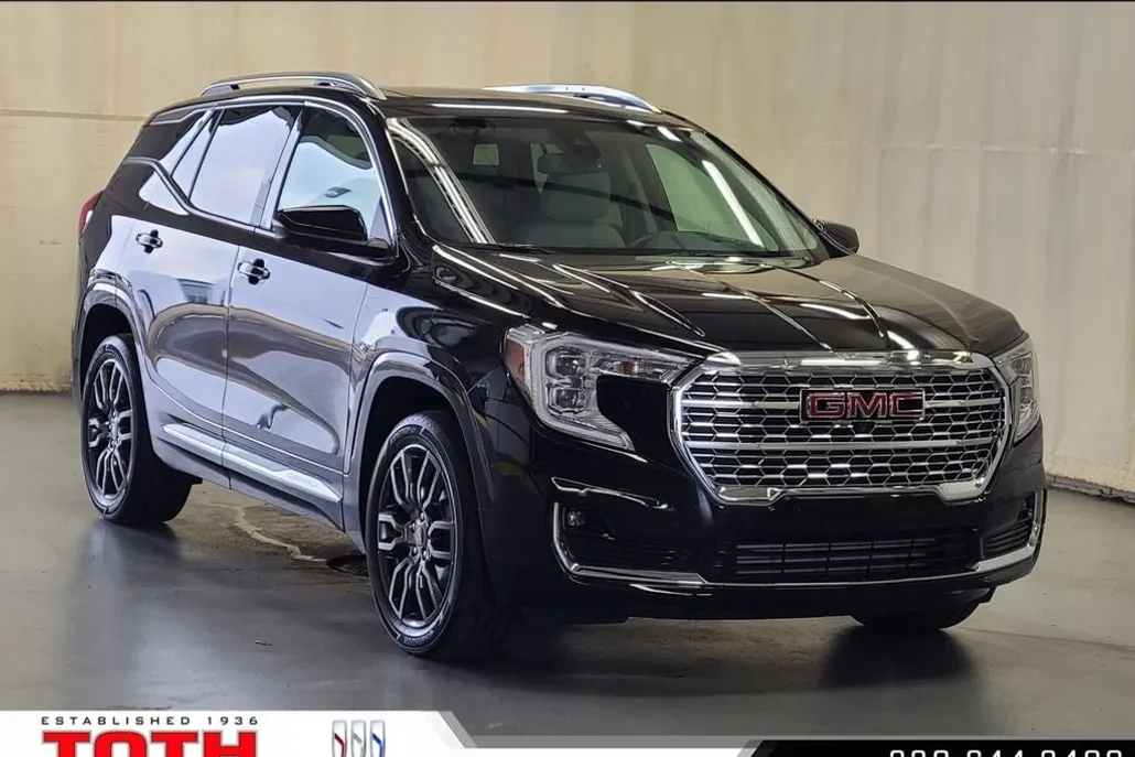 2023 Gmc Terrain Denali photo 1
