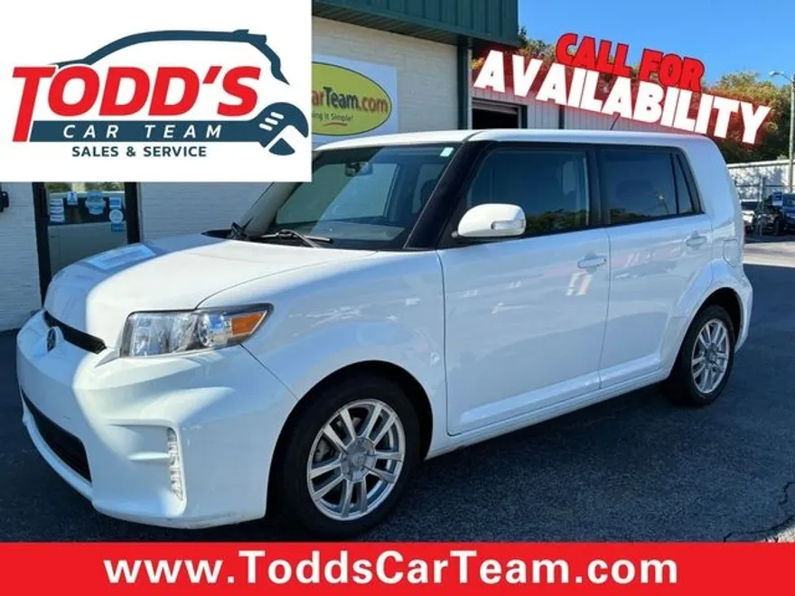 2015 Scion xB Base photo 1