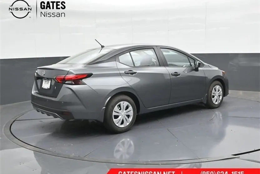 2025 Nissan Versa S photo 1