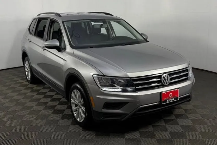 2020 Volkswagen Tiguan S photo 1