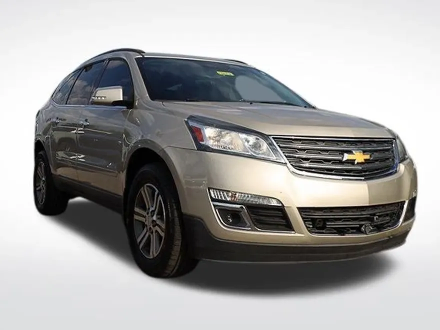 2015 Chevrolet Traverse 2LT photo 1
