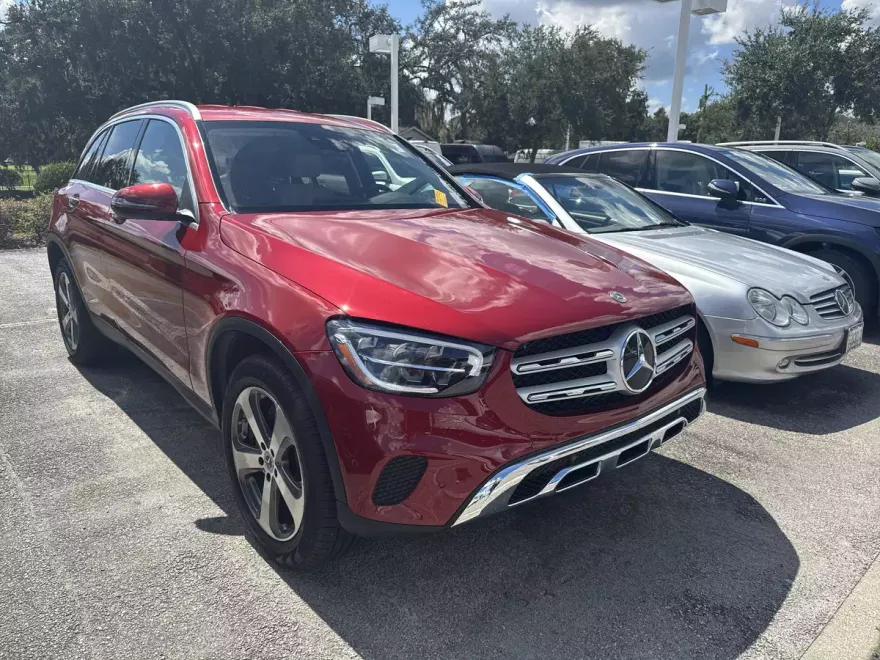 2021 Mercedes Benz GLC 300 photo 1