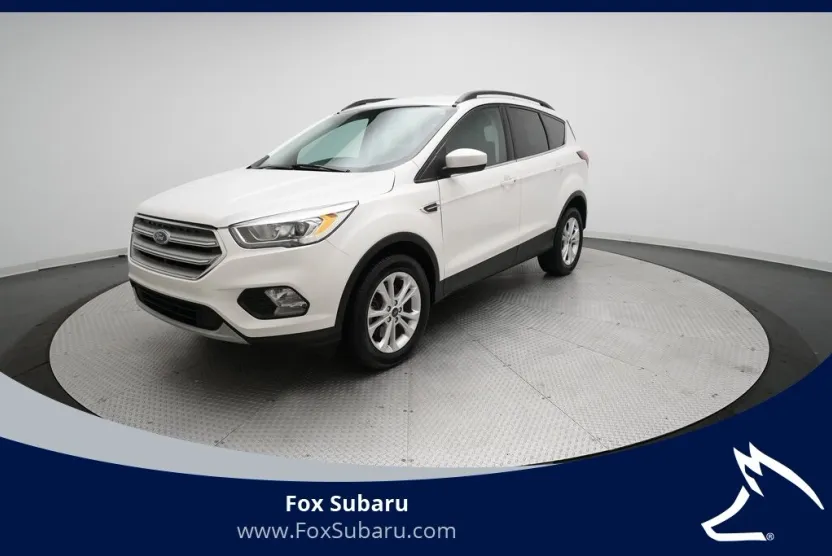 2019 Ford Escape SEL photo 1
