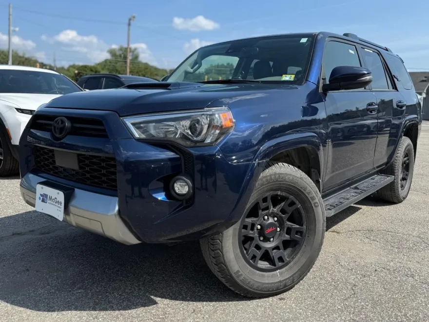 2024 Toyota 4Runner TRD Premium photo 1