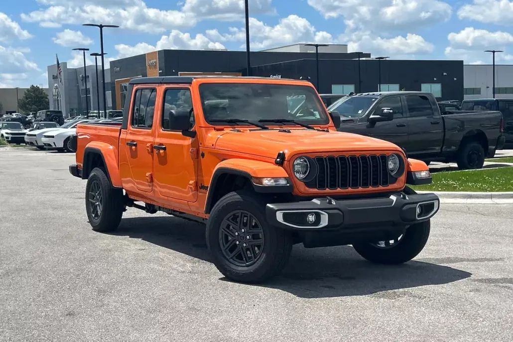 2025 Jeep Gladiator Willys Sport S photo 1