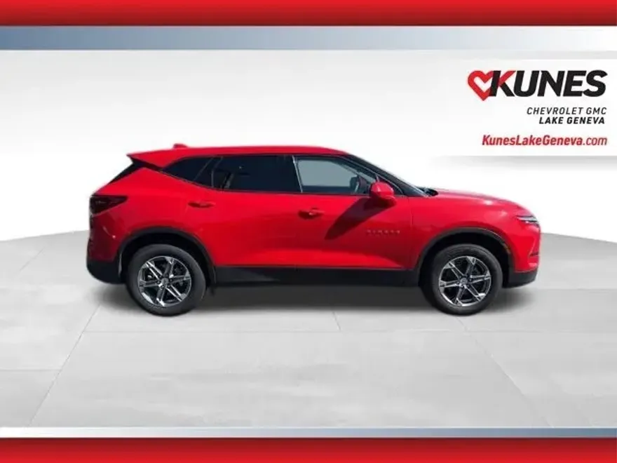 2024 Chevrolet Blazer 2LT photo 1