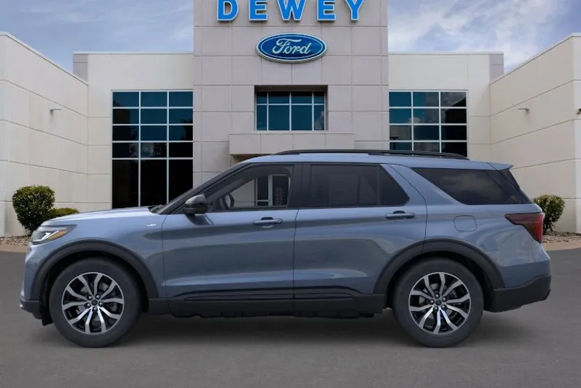 2025 Ford Explorer ST-Line photo 1