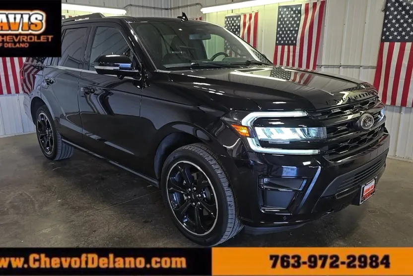 2023 Ford Expedition Limited photo 1