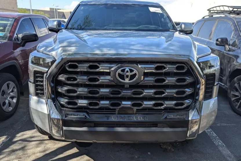 2024 Toyota Tundra Platinum photo 1