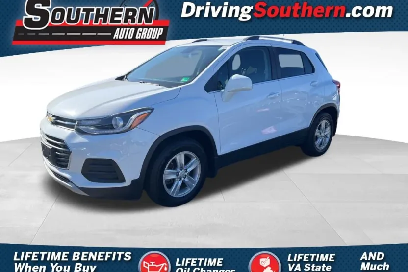 2018 Chevrolet Trax LT photo 1