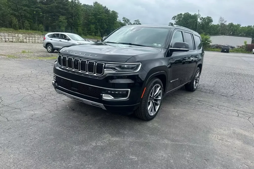 2024 Jeep Wagoneer Series III photo 1