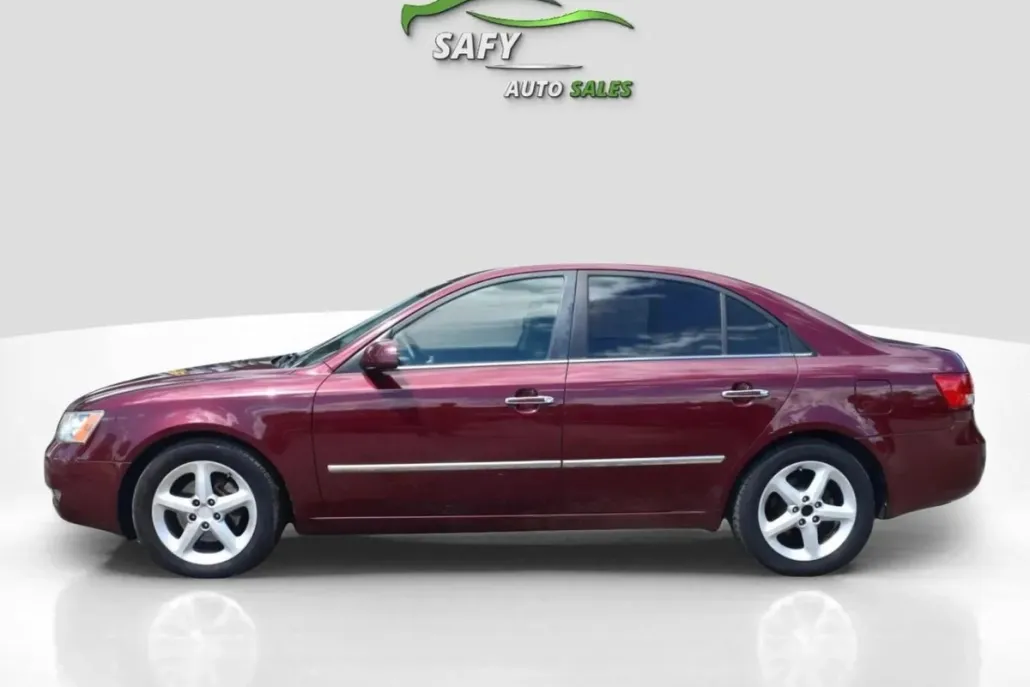 2008 Hyundai Sonata photo 1
