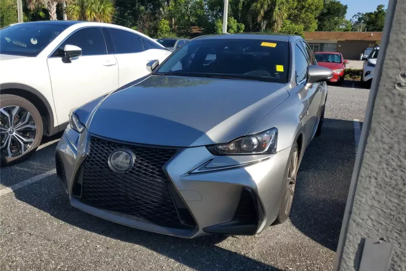 2017 Lexus IS 200t photo 1