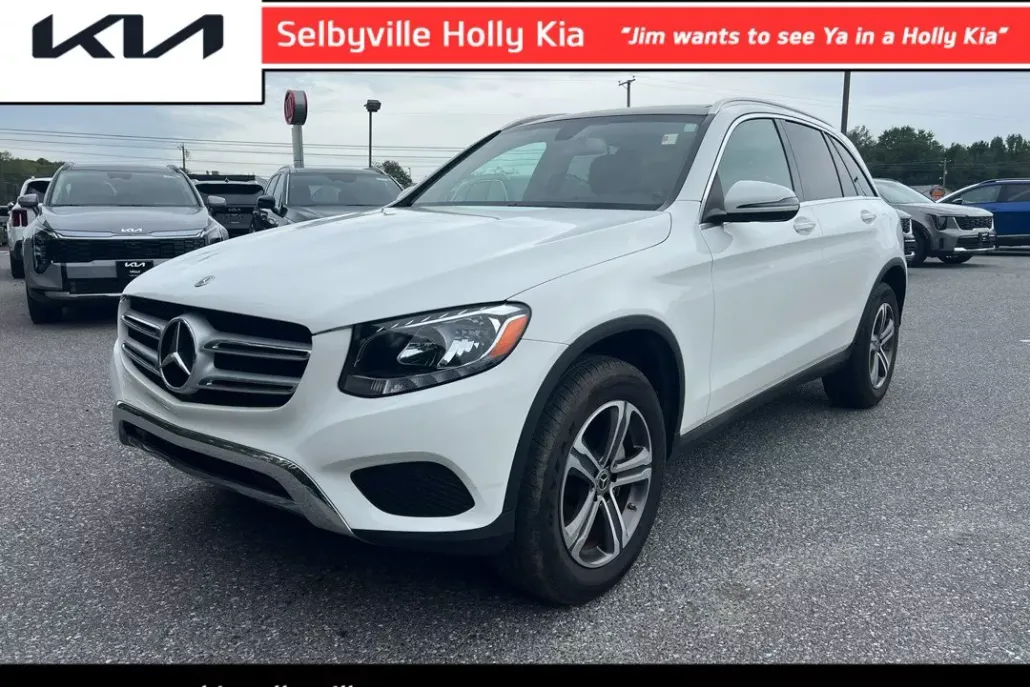 2019 Mercedes Benz GLC 300 4MATIC photo 1