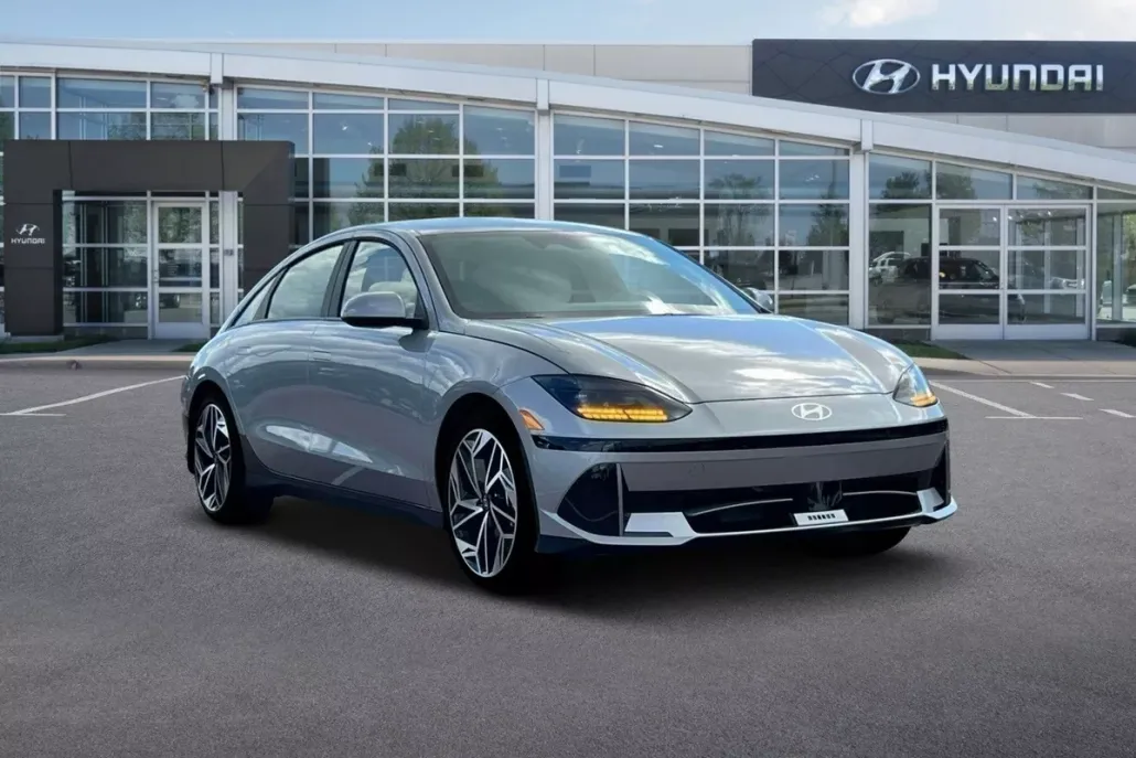 2025 Hyundai Ioniq 6 SEL photo 1