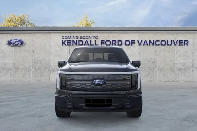 2025 Ford F-150 Lightning Lariat photo 1