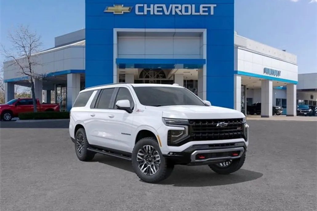 2026 Chevrolet Suburban Z71 photo 1