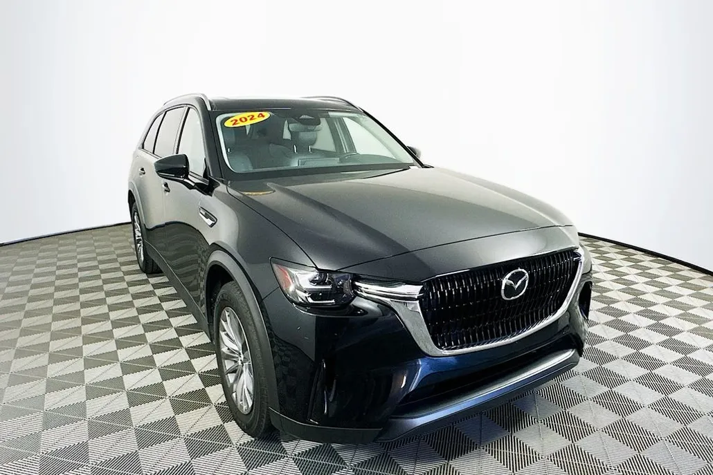 2024 Mazda CX-90 Preferred photo 1