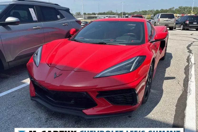 2021 Chevrolet Corvette Stingray 2LT photo 1