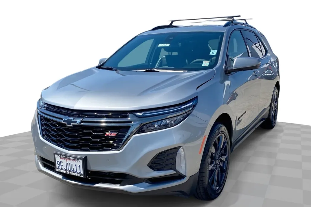 2023 Chevrolet Equinox RS photo 1