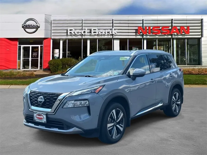 2023 Nissan Rogue SL photo 1