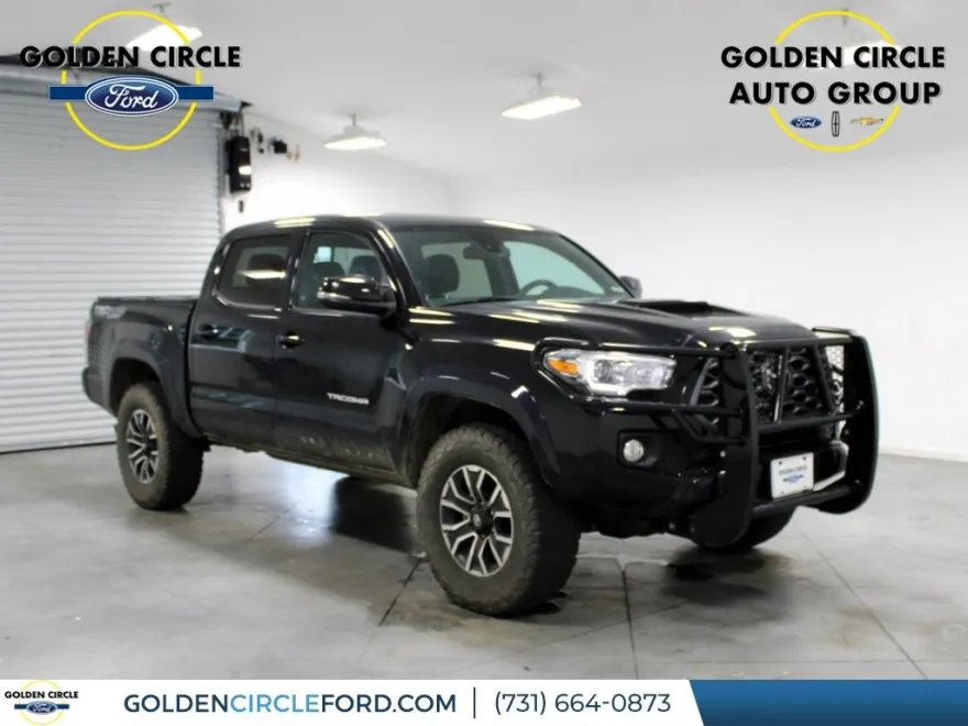 2020 Toyota Tacoma TRD Sport photo 1