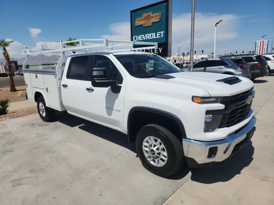 2025 Chevrolet Silverado 2500HD Work Truck photo 1