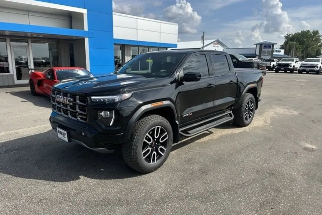 2025 Gmc Canyon AT4 photo 1