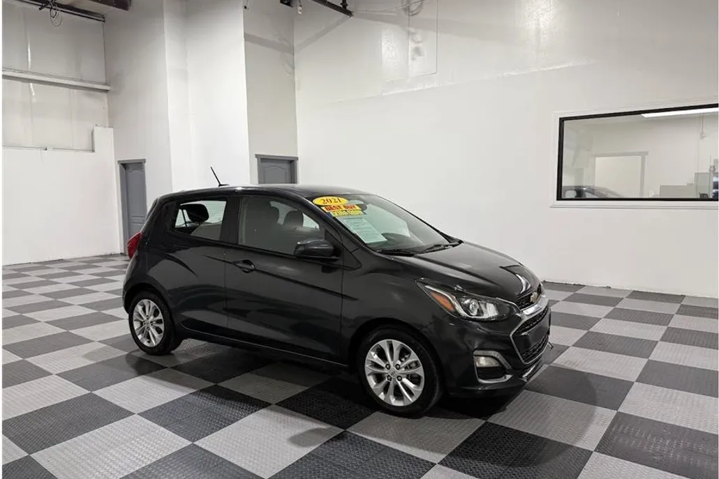 2021 Chevrolet Spark 1LT photo 1