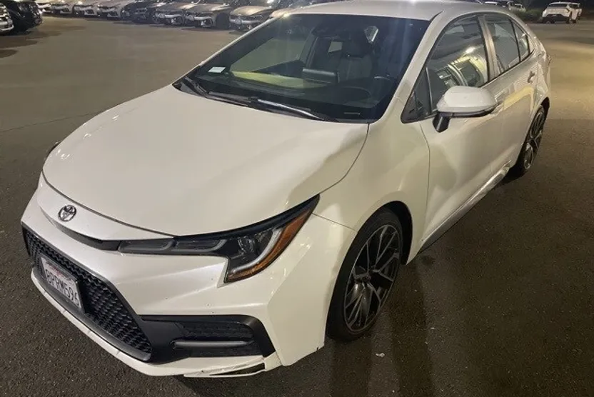 2020 Toyota Corolla SE photo 1