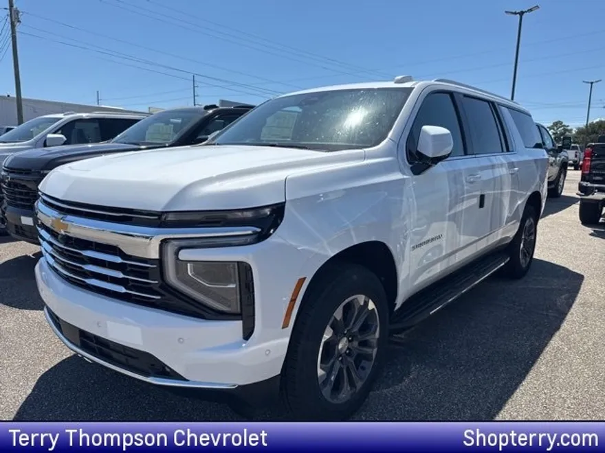 2026 Chevrolet Suburban LT photo 1