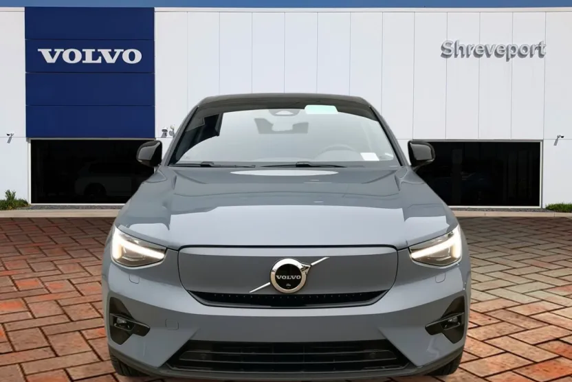 2023 Volvo C40 Recharge Ultimate photo 1