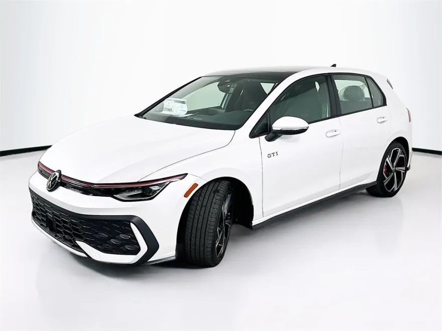 2025 Volkswagen Golf GTI SE photo 1