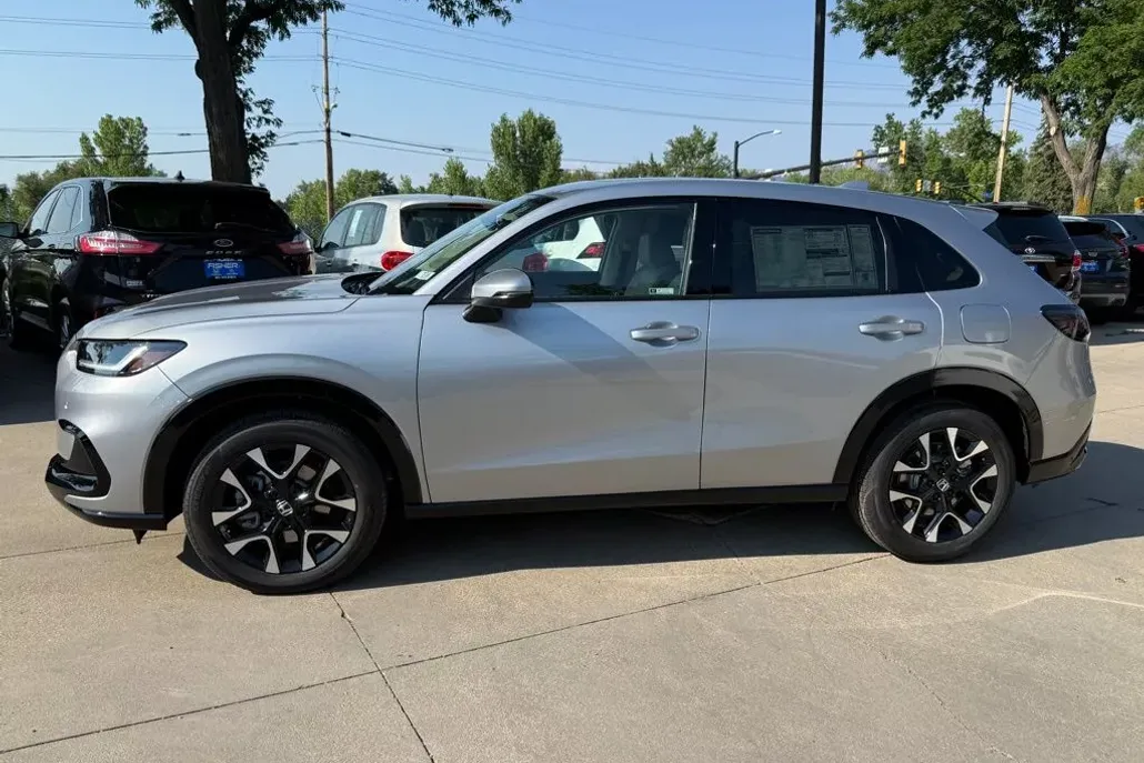2026 Honda HR-V EX-L photo 1
