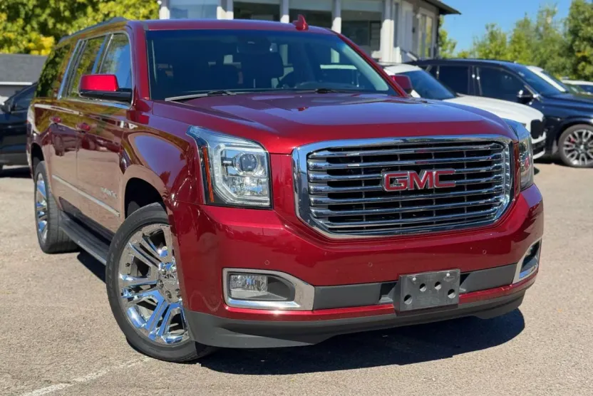 2019 Gmc Yukon XL SLT photo 1