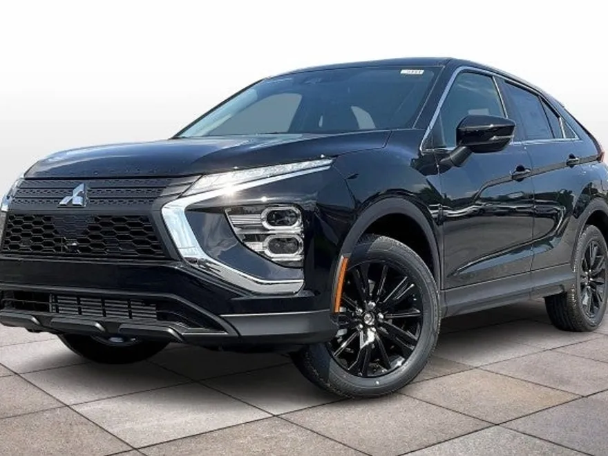 2025 Mitsubishi Eclipse Cross LE photo 1