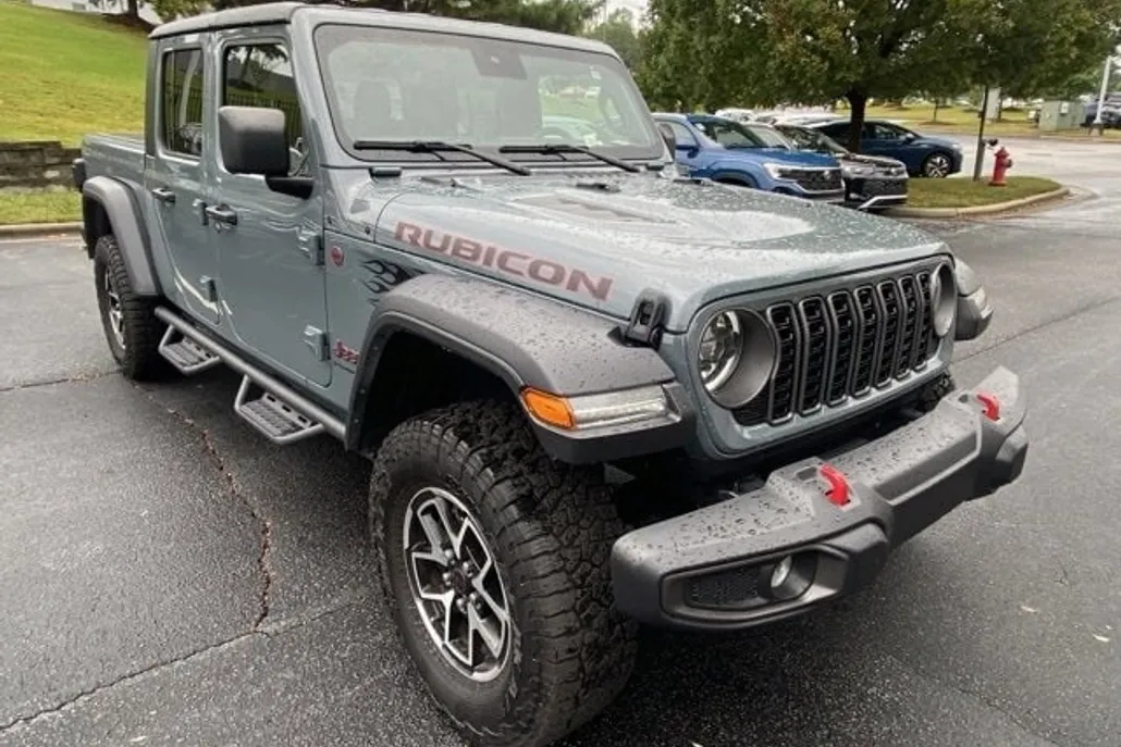 2024 Jeep Gladiator Rubicon photo 1