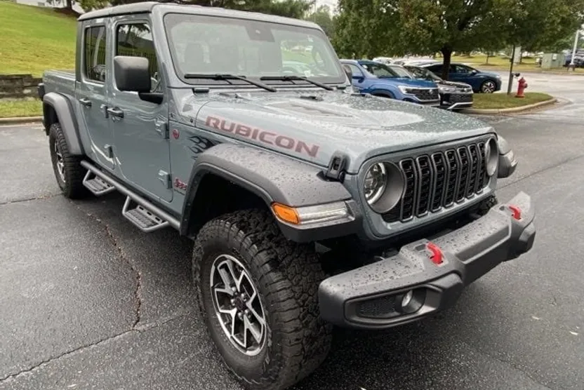 2024 Jeep Gladiator Rubicon photo 1
