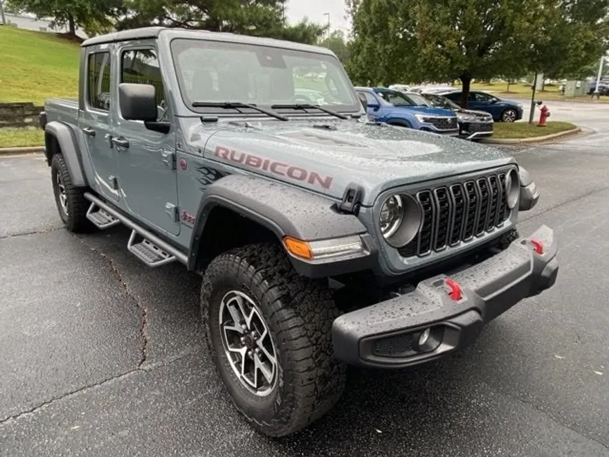 2024 Jeep Gladiator Rubicon photo 1