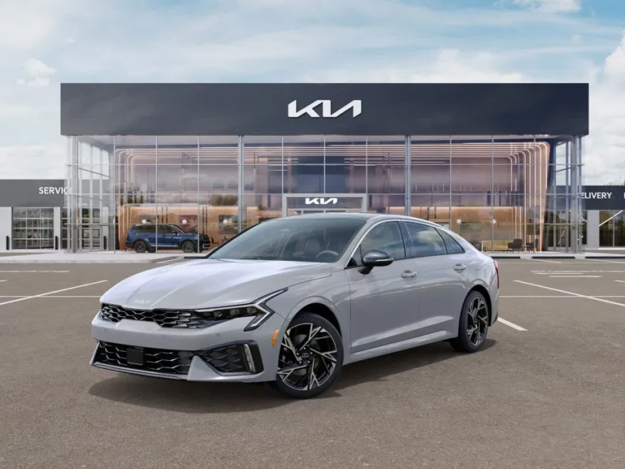 2025 Kia K5 GT-Line photo 1