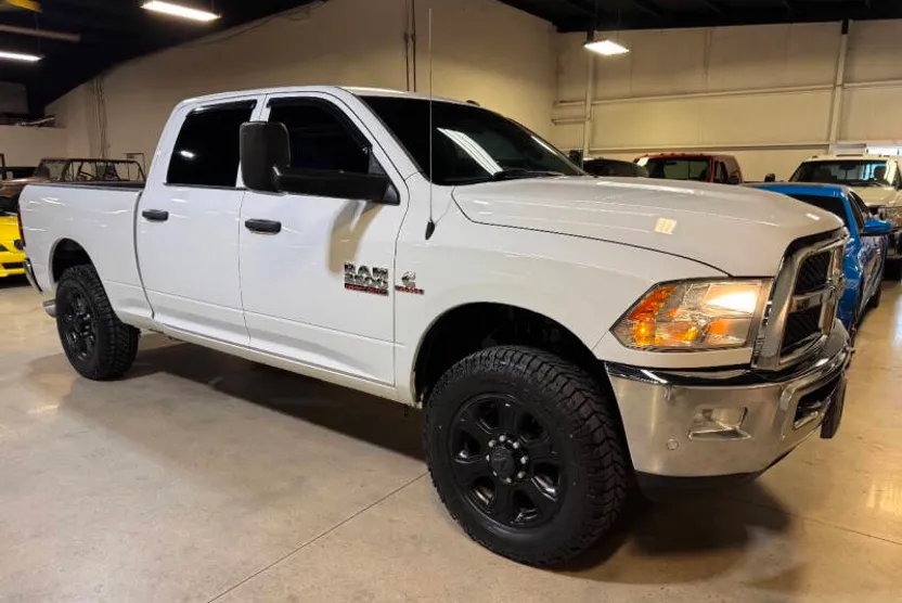 2014 Ram 2500 Tradesman photo 1