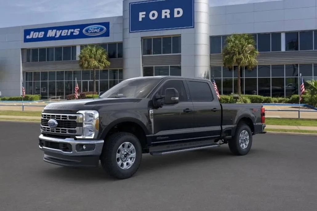 2025 Ford F-250 XLT photo 1